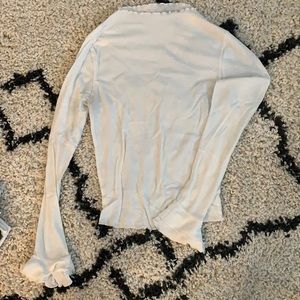 Turtle neck flare long sleeve